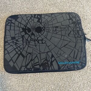 Skullcandy Travel Macbook Padded Laptop Sleeve Case 16"‎